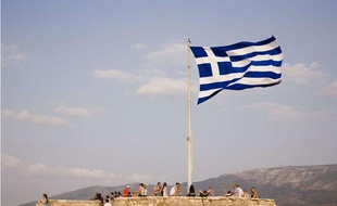 Le drapeau de la Grèce à Athènes en 2009.