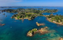 Qui veut s’offrir un hôtel-restaurant sur cette magnifique île bretonne ?