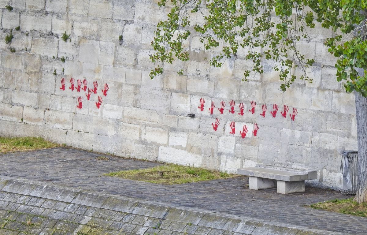 « On m'a menti pour y participer »... Au procès des mains rouges, le prévenu en cavale a tous les torts