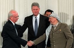 Une plaque hommage au prix Nobel de la paix Yitzhak Rabin détruite à Nancy