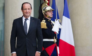 François Hollande a estimé que les pays de l'Union européenne étaient "tout près" d'une sortie de la crise de la zone euro, dans un entretien à plusieurs journaux européens, dont Le Monde, donné à la veille d'un nouveau sommet à Bruxelles.