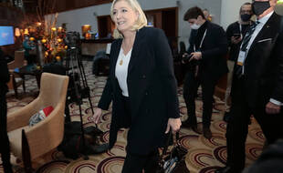 Marine Le Pen à Varsovie (Pologne) le 4 décembre 2021