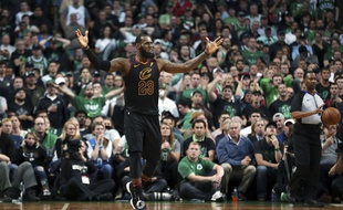 Lebron James a fait taire le Garden, comme tant de fois au match 7.