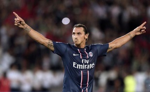 La "dream team" du Paris SG a connu samedi un accroc d'entrée contre Lorient (2-2) et a fait le dur apprentissage de son statut de grandissime favori de la Ligue 1, seule la superstar Zlatan Ibrahimovic, héros des siens avec un doublé, ayant été fidèle à son rang.