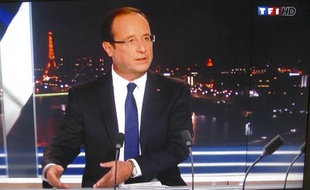 Francois Hollande au journal télévisé de 20 heures de TF1 le 9 septembre 2012, interrogé par Claire Chazal.