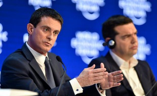 Les Premiers ministres français Manuel Valls et grec Alexis Tsipras le 21 janvier 2016 à Davos