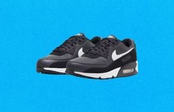 Cette paire emblématique de Nike Air Max 90 fait un carton auprès des fans