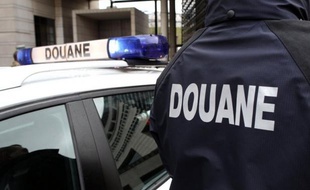 Illustration de douaniers.