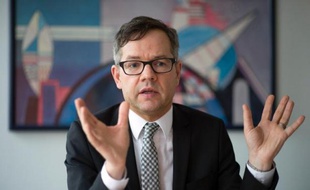 L'Allemagne s'est créé un avantage compétitif "déloyal" envers ses partenaires avec l'essor des bas salaires, a reconnu le secrétaire d'Etat allemand aux Affaires européennes Michael Roth, promettant une correction, dans un entretien à l'AFP.