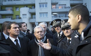 Manuel Valls, le 6 janvier 2014, en déplacement en Seine-Saint-Denis.