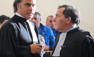 Le tribunal correctionnel de Marseille, a tenté jeudi de démêler le fonctionnement du racket de boîtes de nuit d'Aix-en-Provence par le grand banditisme corse qui en avait pris la suite du clan de "Francis le Belge" au milieu des années 2000.