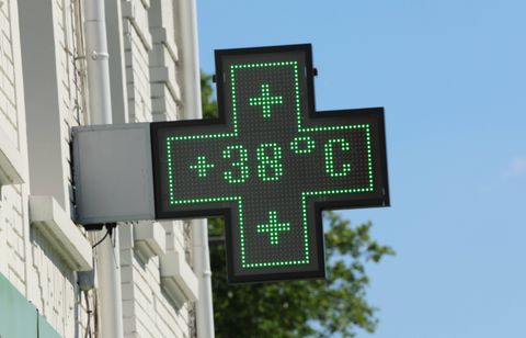 Vigilance rouge, nuits difficiles, pollution… La canicule s’intensifie
