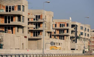 Construction de logements sur les Fronts de Neudorf.