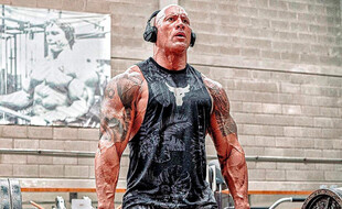 L'acteur (très musclé) Dwayne Johnson