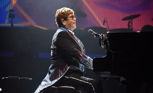 Le chanteur Elton John