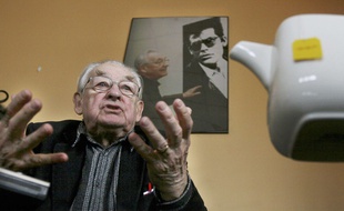 Le réalisateur polonais Andrzej Wajda, photographié le 17 décembre 2007, est mort le 9 octobre 2016 à l'âge de 90 ans.