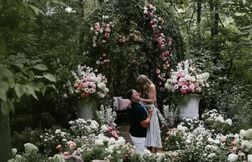 La star de la pop Taylor Swift va se marier avec Travis Kelce