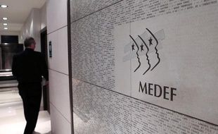 Au siège du Medef à Paris, le 11 janvier 2013.