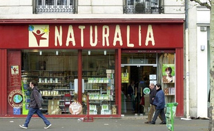 La devanture d'un magasin à Paris (illustration)
