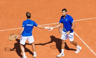 Tsonga et Gasquet en double lors de France-République Tchèque en Coupe Davis à Roland-Garros, le 13 septembre 2014.