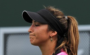 Aravane Rezaï, non retenue pour la rencontre de Fed Cup entre la France et la Slovaquie ce week-end à Bratislava, a préféré rentrer en France plutôt que de rester auprès de son équipe, a regretté le capitaine des Bleues, Nicolas Escudé, vendredi.