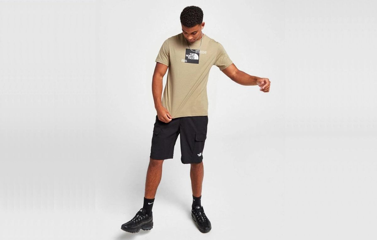 JD Sports Jusqu a 50 de remise sur une selection d articles pour homme