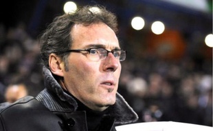 Ces reports à répétition sont « un vrai casse-tête », confiait Laurent Blanc vendredi dernier.