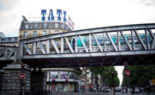 (Illustration) Magasin de l'enseigne à bas prix, Tati, dans le quartier de Barbès à Paris, dans le 18ème arrondissement.