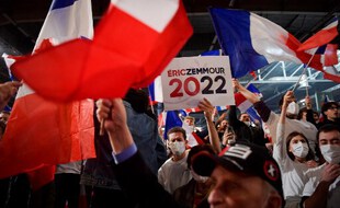 Premier meeting sous tension pour Eric Zemmour, ce dimanche 5 décembre.