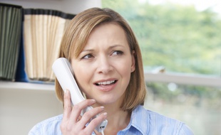 Les entreprises doivent proposer un accès gratuit à leur service client et d'assistance.