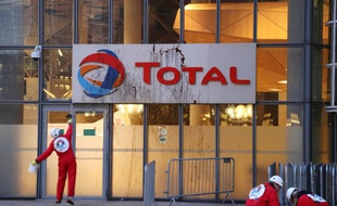 La compagnie pétrolière Total est parmi les sociétés mal classées dans l'étude de Notre Affaire à tous.