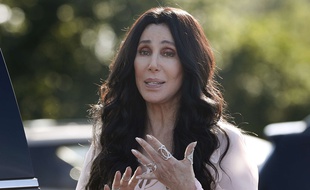 Cher n'aime pas du tout Marine Le Pen