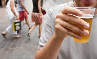 Illustration consommation d'alcool sur la voie publique à Toulouse