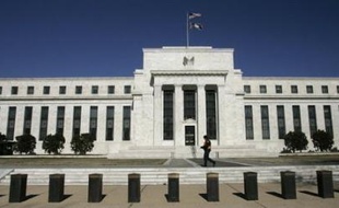 L'aspect le plus spectaculaire des mesures proposées est sans doute de confier à la banque centrale (Fed) une mission considérablement accrue pour surveiller le système financier.