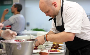 Le chef Julien Lemarié, ici lors d'un événement au restaurant Le Mabilay en 2016.