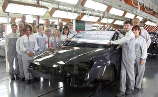 Jeudi 1er juin, le dernier exemplaire de la Citroën C5 est sorti de l'usine de la Janais, à Rennes.