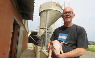 Anthony Bouget est à la tête d'une élevage de 3.000 porcs à Corps-Nuds près de Rennes.