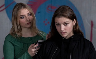 Lula Cotton-Frapier et Flavie Delangle incarnent le duo phare de la saison 6 de « SKAM France »