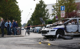 Une voiture de patrouille de la police avait été attaquée à coup de cocktails molotov le 8 octobre dernier à La Grande Borne.