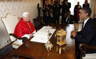 Rencontre entre le Pape Benoît XVI et Barack Obama au Vatican le 10 juillet 2009.