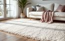 Vos tapis se déforment chaque jour à cause de ce piège invisible, mais cette astuce vraiment simple pour les sauver existe !