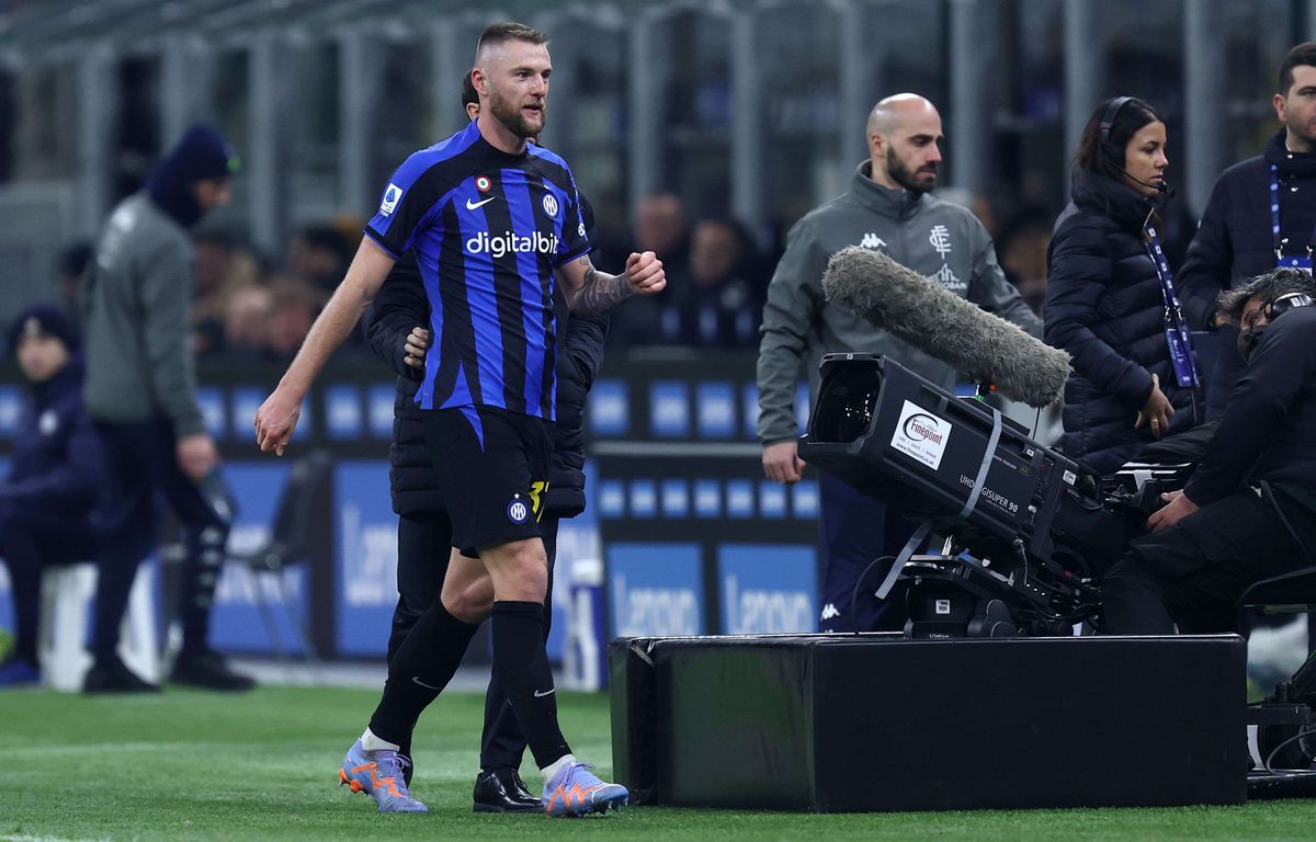 Mercato : Skriniar ne viendra pas au PSG, l'OL en mode panic buy... Suivez la dernière journée en live