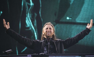 David Guetta en août 2016 lors d'un concert en Angleterre.