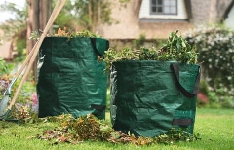 Besoin de gérer vos déchets verts ? Lot de 2 maxi sacs de 125 L à 2,99 € chez Lidl cette semaine
