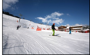Piste de ski en Savoie (Illustration).