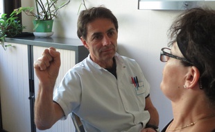 L'EMDR, technique qui consiste à créer des mouvements oculaires rapides pour soigner des traumatismes, est de plus en plus utilisée à Lyon.