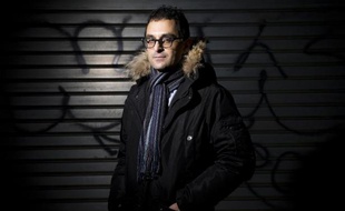 L'élu divers-droite Arash Derambarsh à Courbevoie le 26 janvier 2015
