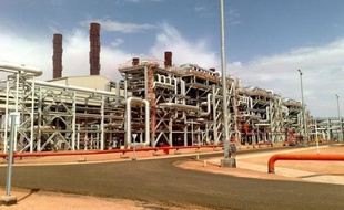 Quarante et un Occidentaux, dont 7 Américains, ont été pris en otage mercredi sur un site gazier de l'est de l'Algérie, a affirmé un porte-parole du groupe islamiste qui les a enlevés, cité par deux sites d'informations mauritaniens, Agence Nouakchott information et Sahara Medias.