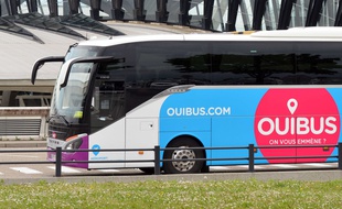 Cars bloqués par les cheminots