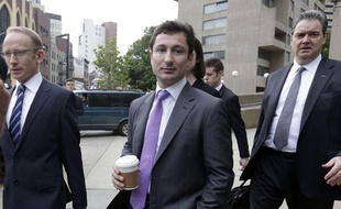 Fabrice Tourre, l'ex-courtier de Goldman Sachs, à son entrée dans le tribunal de Manhattan, aux Etats-Unis, le 1er août 2013.
